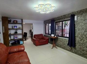 667bd297b2b295763f77b9994e8315a45a00390bd5638eeed0f507971214b1ec · Departamento en Venta en Colonia del Valle con Balcón