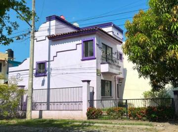 Casa · 111m² · 3 Recámaras · 1 Estacionamiento · Casa en Venta en Esquina Fracc Jardines del Llano Villa de Alvarez, Colima