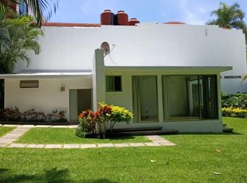 Casa de 8 habitaciones, Cuernavaca · Casa en Venta Sobre Calle. Col. Vista Hrmosa