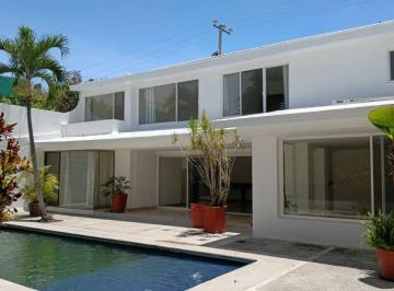 Casa de 8 habitaciones, Cuernavaca · Casa en Venta Sobre Calle. Col. Vista Hrmosa