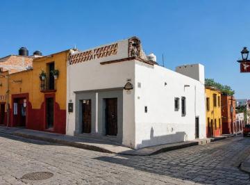 Local comercial , San Miguel de Allende · Local Comercial en Esquina – Zona de Alto Tráfico