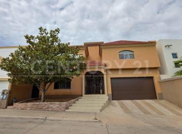 Casa · 370m² · 4 Recámaras · Casa en Renta en Cumbres V, Chihuahua, Chih.
