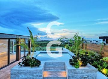 Departamento · 660ha · 4 Recámaras · 5 Estacionamientos · Departamento en Venta y Renta en Cancun en La Vela Puerto Cancun con Jacuzzi en Roof Top