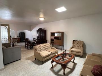 Casa · 200m² · 2 Recámaras · 2 Estacionamientos · Casa Triplex en Venta en Sta. Bárbara, Torreón, Coah.