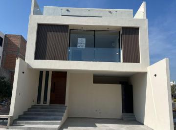 imagenPortal · Casa en Venta en Alto Lago Residencial