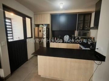 Departamento · 84m² · 2 Recámaras · 1 Estacionamiento · Departamento en Venta en Planta Baja en Zákia con Patio Privado Rah2838