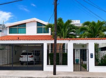 Casa de 3 habitaciones, Mérida · Casa en Renta Amueblada | Campestre, Mérida, Yucatán