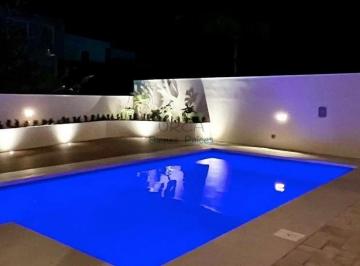 Casa de 4 habitaciones, Monterrey · Casa en Renta en El Exclusivo Sector de Sierra Alta