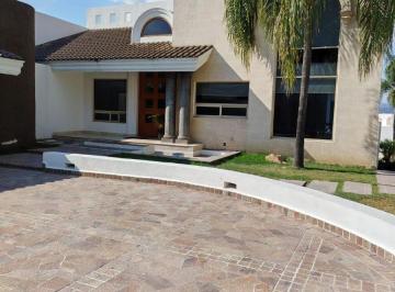 Casa de 5 habitaciones, León · Residencia Premium Amueblada en Renta | Cumbres del Campestre | Alberca | 5 Recámaras
