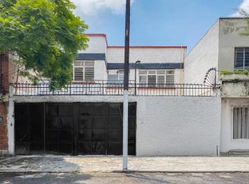 1 · Casa en Renta con Uso de Suelo Comercial | 350 m² Construcción | 500 m² Terreno