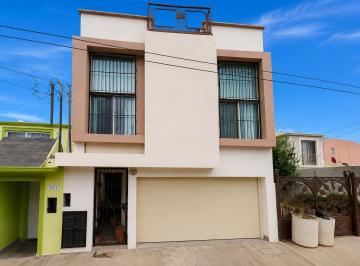 Casa de 5 habitaciones, Playas de Rosarito · Venta de Casa en La Colonia Cervera Kiriakides en Playas de Rosarito en Baja California