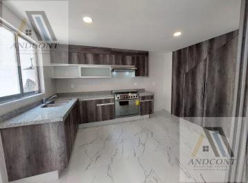 Casa · 192m² · 3 Recámaras · 2 Estacionamientos · Venta de Casa en La Antigua Cementera, Tres Recamaras, con Roof Garden