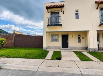 Frente y terreno excedente · Casa en Renta | Alta California | Terreno Excedente