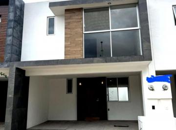 Casa en condominio de 3 habitaciones, Jesús María · Casa Moderna en Venta en Fracc. Viña Real, Al Norte de Aguascalientes