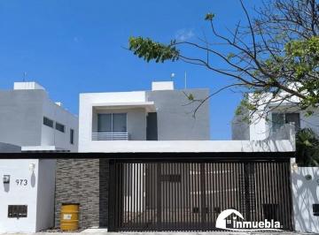 Casa de 3 habitaciones, Mérida · Residencia en Renta Pedregales de Las Américas, Mérida, Yucatán. Amueblada