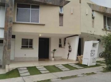 Casa de 4 habitaciones, León · Casa en Renta en Cañada Diamante