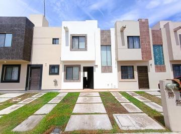 Casa en condominio de 2 habitaciones, El Marqués · Casa de 80 m² con 2 Recámaras en Venta en Rincones El Marqués