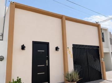Casa · 160m² · 4 Recámaras · 1 Estacionamiento · Casa - Linares IV Fovissste