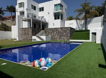 Casa de 5 habitaciones, Guadalajara · Casa en Venta en Guadalajara 1031 m Terreno 840 Construcción, Alberca Propia, Vista Panorámica