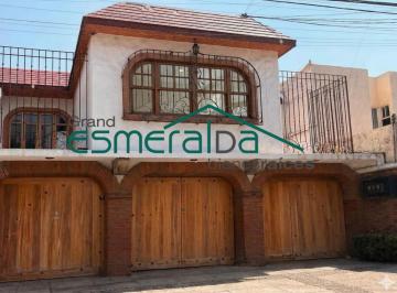 Casa de 3 habitaciones, Tlalnepantla de Baz · Casa en Venta Uso de Suelo Mixto Habitacional Comercial en Viveros de La Loma.