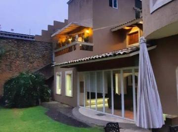 Casa de 4 habitaciones, Cuernavaca · Casa de 528 m² con 4 Recámaras en Renta en Rancho Cortes