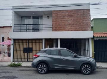 Dúplex de 4 habitaciones, Querétaro · Casa Aicitel en Venta en Jardines de La Hacienda