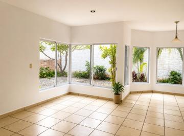Casa en Renta de 4 habitaciones  · Casa en Renta San Antonio de Ayala