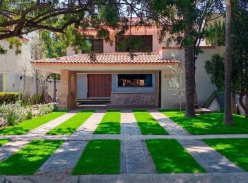 Casa de 3 habitaciones, Zapopan · Casa en Renta en Valle Real