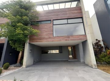 Casa de 4 habitaciones, San Andrés Cholula · Hermosa Casa en Zona Exclusiva, Lomas de Angelopolis, Puebla