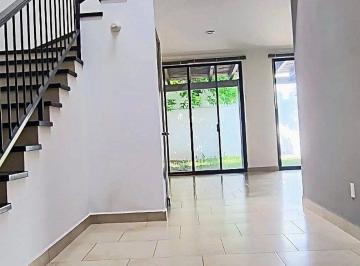 Casa de 3 habitaciones, Querétaro · Casa en Renta Juriquilla Cumbres del Lago, Aire Acondicionado. Amenidades