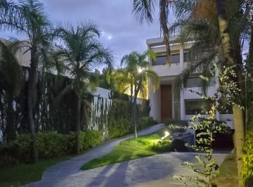 Casa de 4 habitaciones, Alvaro Obregón · Casa en Preventa en Jardines del Pedregal