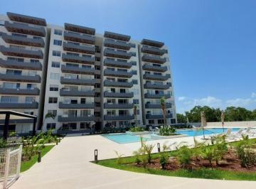 Departamento · 146m² · 3 Recámaras · 2 Estacionamientos · Departamento en Renta en Areka Towers con Ascensor