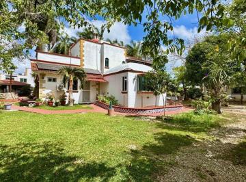 Casa · 744m² · 8 Recámaras · 6 Estacionamientos · Casa en Venta Col Doctores Alfredo V. Bonfil con Doble Casa Separada