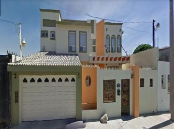 Casa de 5 habitaciones, Tijuana · Casa con 5 Recámaras en Venta en Tijuana