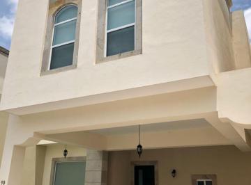 Casa · 220m² · 3 Recámaras · 2 Estacionamientos · Villa Alta, Senderos Al Norte de Torreón