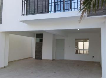 Casa · 105m² · 3 Recámaras · 2 Estacionamientos · Casa en Venta - Fraccionamiento Arezzo, Torreón, Coah.