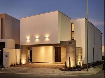 Casa · 211m² · 3 Recámaras · 2 Estacionamientos · Casa en Venta Bosques Suizos Al Norte Saltillo