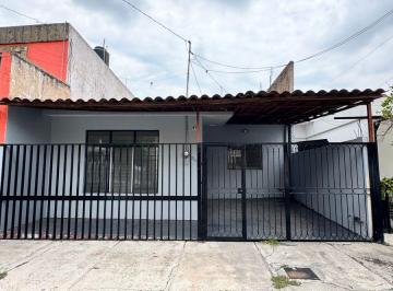 Oficina , Guadalajara · González Gallo y Ejército Casa Para Oficinas