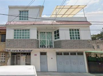 Casa de 3 habitaciones, Iztapalapa · Venta de Casa en Calle Sabadino Vicente Guerrero Iztapalapa Cdmx