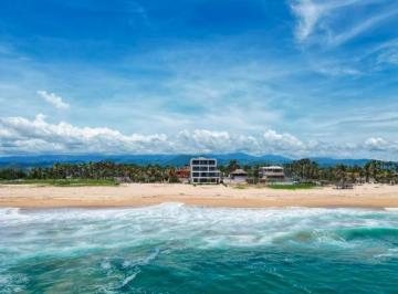 Departamento · Condominio en Venta en Acapulco a La Orilla de La Playa