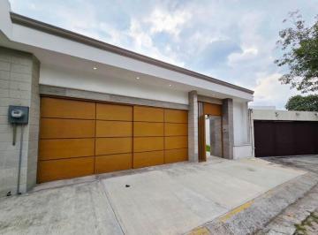 Casa de 2 habitaciones, Huixquilucan · Estrena Casa en Venta en Lomas de Las Palmas