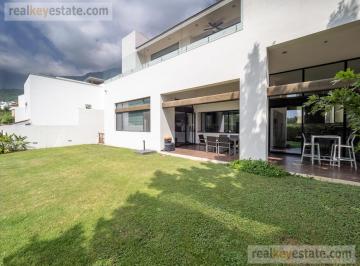Casa · 530m² · 4 Recámaras · Casa en Venta en Sierra Alta, Monterrey, Nuevo León.