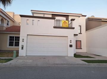 Casa de 3 habitaciones, Juárez · Se Vende Casa Fracc. Volterra Zona Sarzana