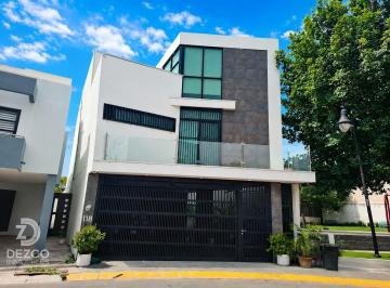 04a3dbba7a7c2fb8a93055a63e80887c75c5a61c6499503526db9528bec24b5f · Casa en Venta | La Rioja | Privada Leiva | Carretera Nacional