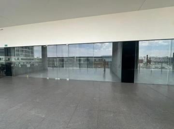 1 · Excelente Local Comercial de Gran Tamaño en Plaza Comercial Saltillo