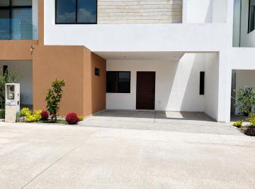 Casa de 3 habitaciones, San Luis Potosí · Casa en Venta Tarragona Residencial