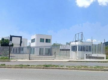Local comercial , San Juan del Río · Se Vende Oficina Médica, Industrial o Comercial, Como Escuela o Clínica de Maternidad