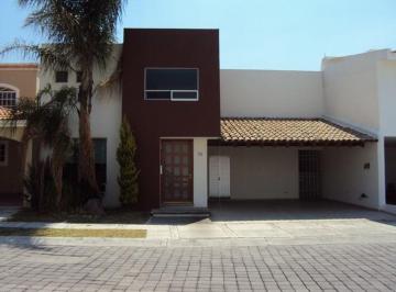 Casa de 3 habitaciones, San Andrés Cholula · Casa en Renta Zona Angelopolis Farccionamiento Vista Real