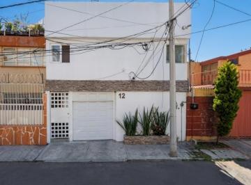 Casa de 3 habitaciones, Coyoacán · Casa en Remate en Educación Coyoacán
