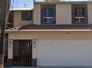 Casa de 4 habitaciones, Tijuana · Casa con 4 Recámaras en Venta en Jardines Playas de Tijuana